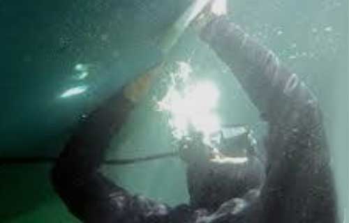 FAQs: Your Complete Guide to Boat Bottom Cleaning